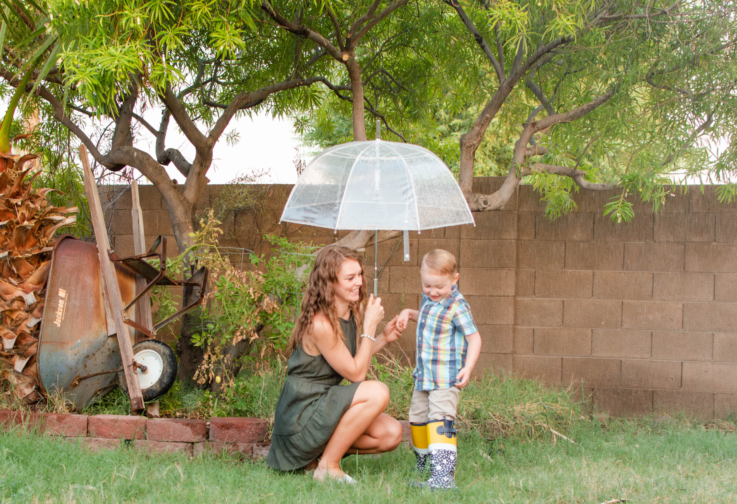 adorable rainy day photoshoot Avondale, az