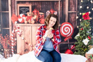 A Christmas Barnyard Bash: Capturing Adorable Moments at the Waddell Farmers Market