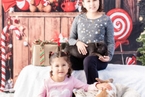 A Christmas Barnyard Bash: Capturing Adorable Moments at the Waddell Farmers Market