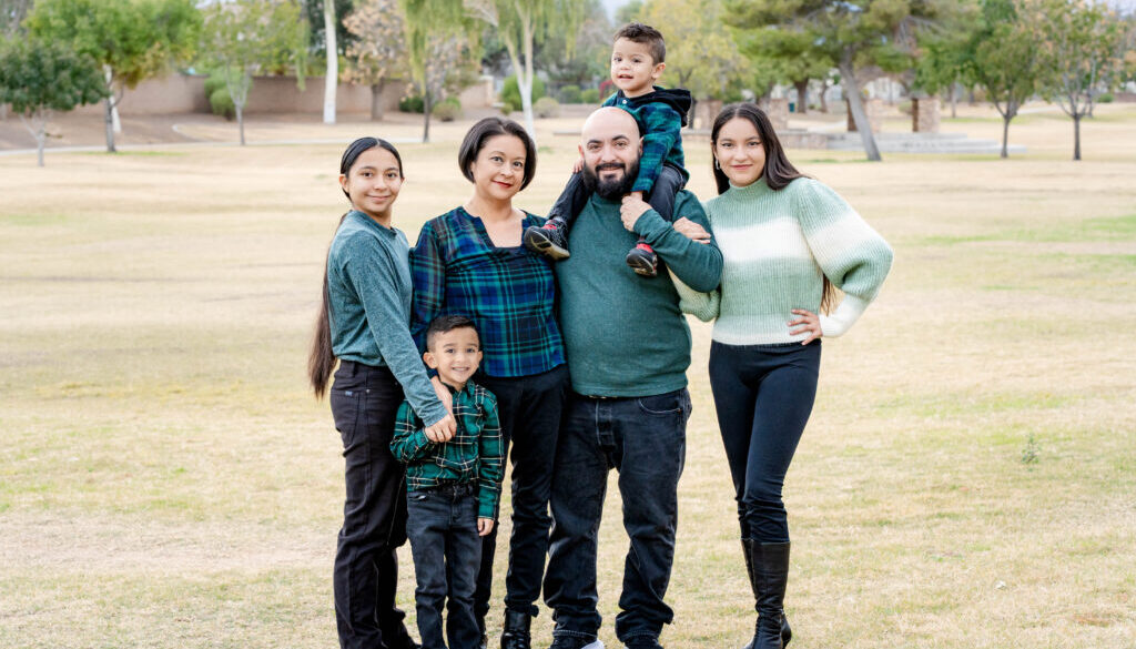 A Salazar Family Christmas Photoshoot