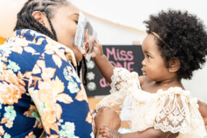 How to Prep for Your Baby’s Cake Smash (Without a Meltdown)