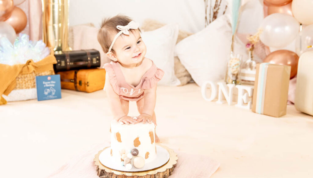 How to Prep for Your Baby’s Cake Smash (Without a Meltdown)