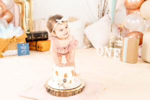 How to Prep for Your Baby’s Cake Smash (Without a Meltdown)