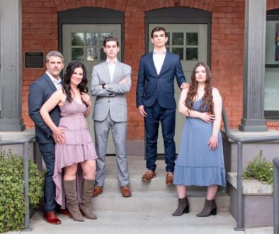 Capturing Your Family’s Story: Understanding Photography Pricing (And Why It’s Worth It, Mom!)