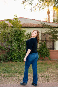 Graduate-Girl-DowntownGlendale-az-photography- Graduate-Girl-DowntownGlendale-az-photography-