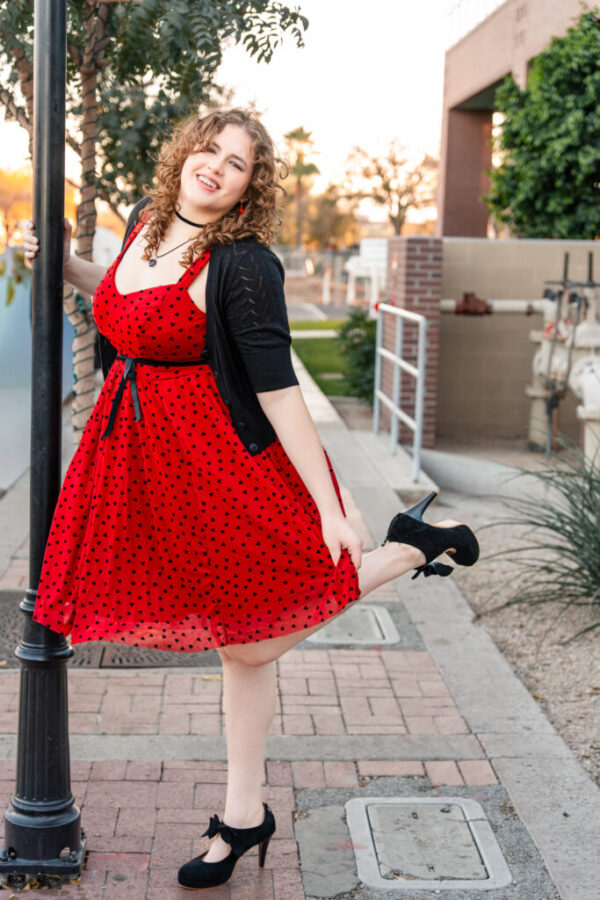 Graduate-Girl-DowntownGlendale-az-photography-03160